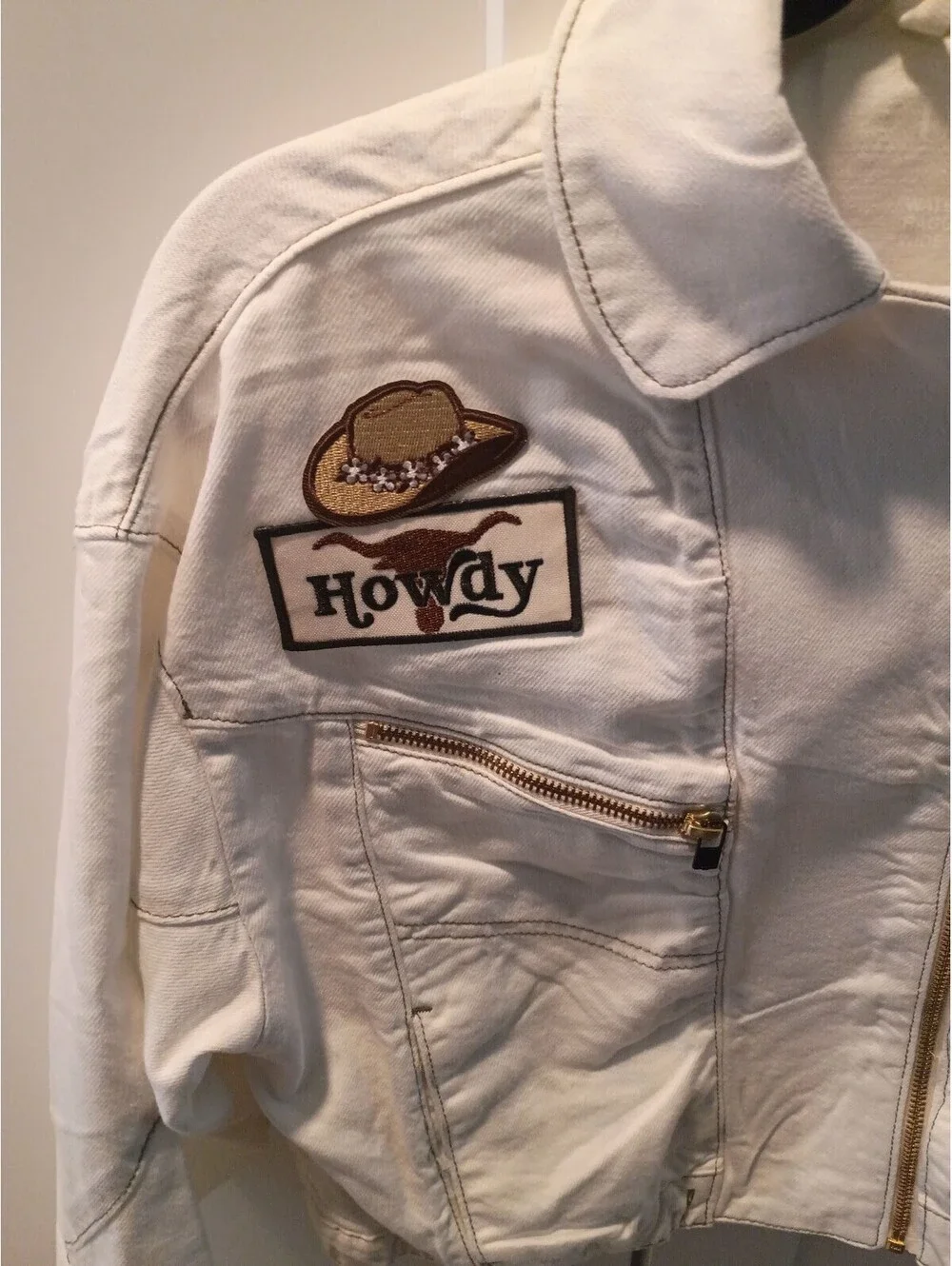 Urban White Denim Jacket by Free People with Western Embroidered Patches XS - Picture 3 of 5